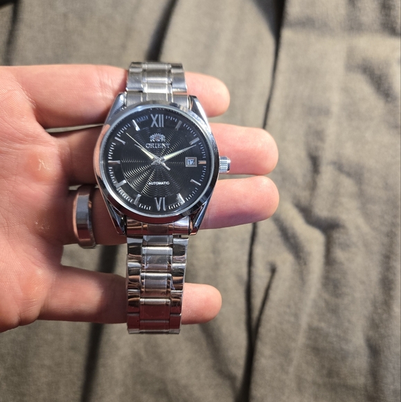 Orient Automatic RA Series Watch - Picture 5 of 5